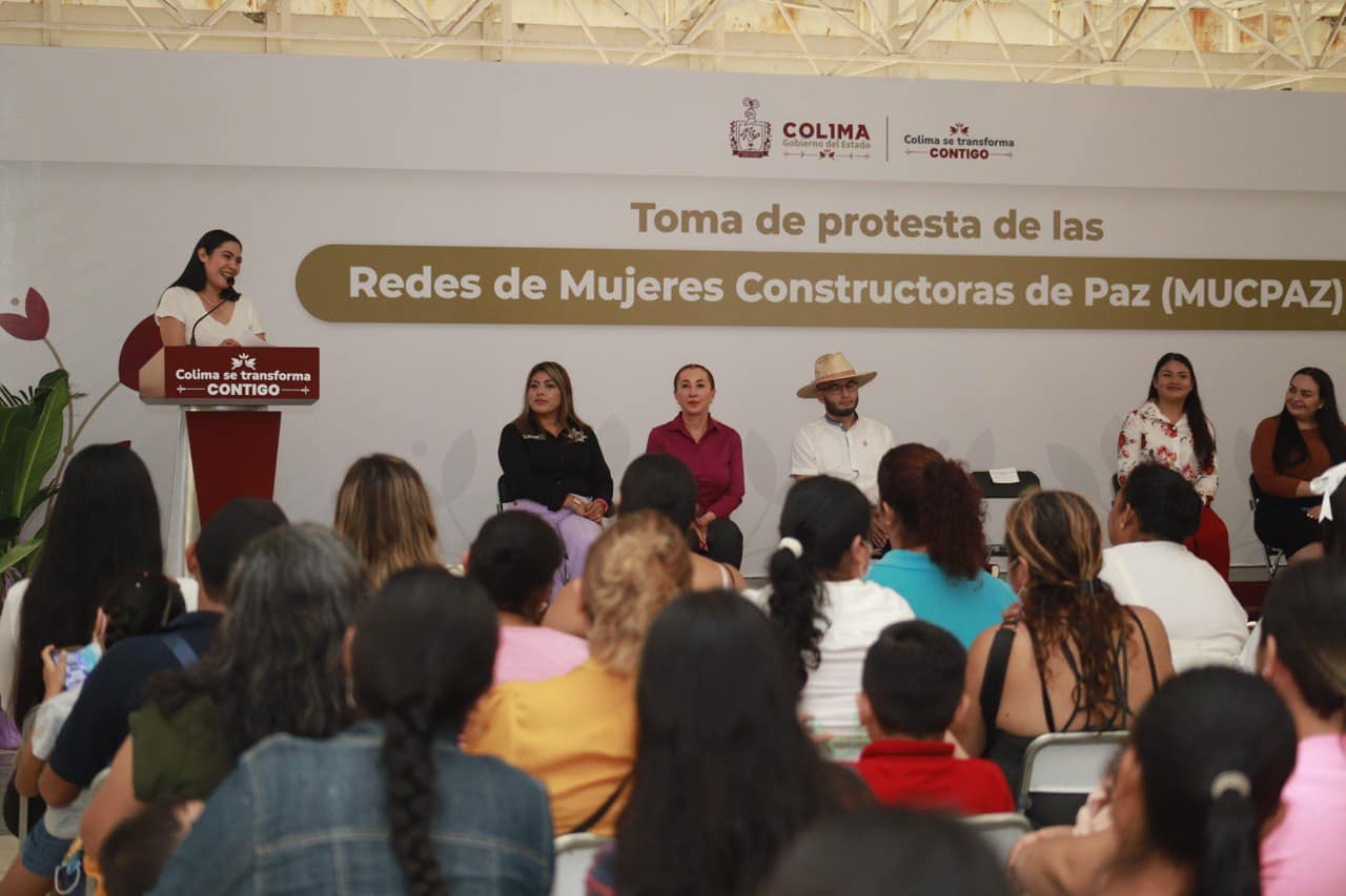 Mujeres Constructoras de Paz rinde protesta en Colima