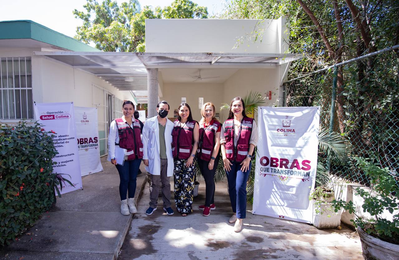 Indira supervisa obras en Manzanillo